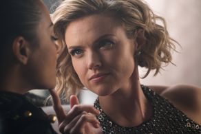Jessica Lucas and Erin Richards in Gotham (2014)