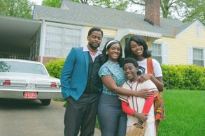 Saycon Sengbloh, Laura Kariuki, and Elisha Williams in The Wonder Years (2021)