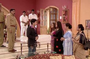 Sudha Chandran, Nandita Thakur, Poonam Narula, and Saptrishi Ghosh in Kaahin Kissii Roz (2001)