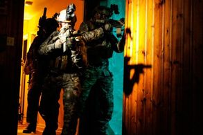 Patrick Kilpatrick and Chris McKinley in Vi (2012)