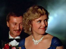 Yury Belyayev and Irina Rozanova in Sluga (1989)