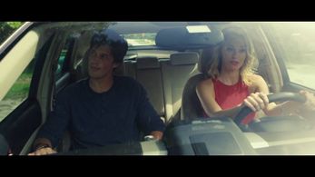 Liz in Make Love Great Again