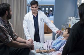 Nicholas Gonzalez, Pasha Ebrahimi, and Nicholas Sean Johnny in The Good Doctor (2017)