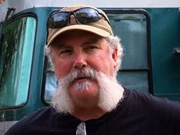 Marc Springer in Shipping Wars (2012)