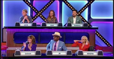 Kristin Chenoweth, Leah Remini, Randall Park, J.B. Smoove, Jack McBrayer, and Sarah Palin in Match Game (2016)