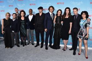 Keiko Agena, Kelly Bishop, Alexis Bledel, Matt Czuchry, Lauren Graham, Sean Gunn, Scott Patterson, Danny Strong, Yanic T