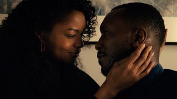 Naomie Harris and Mahershala Ali in Swan Song (2021)