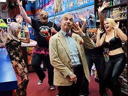 Lloyd Kaufman, John Patrick Brennan, Nadia White, and Jesse Griffin in Comic Book Men (2012)