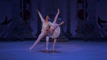 Darci Kistler and Damian Woetzel in The Nutcracker (1993)