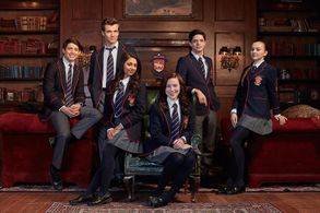 Kendra Leigh Timmins, Alana Boden, Oliver Dench, Jonny Gray, Rameet Rauli, and Manuel Pacific in Ride (2016)