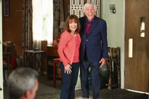 Dick Van Dyke and Patricia Heaton in The Middle (2009)