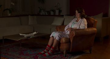 Zlata Adamovská in Women on the Run (2019)