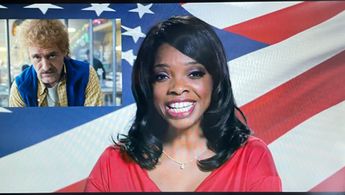 Présentateur JT américain in Les Tuches 4