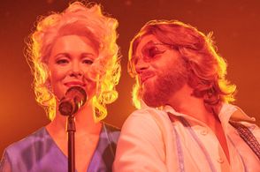 Krew Boylan and Daniel Webber in Seriously Red (2022)