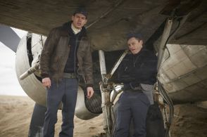 Dean Newcombe and Kasey Cummings in Tobe! Dakota