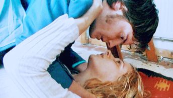 Daniel Brühl and Anabelle Lachatte in The White Sound (2001)