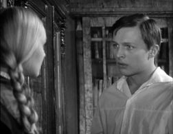 Boris Galkin and Natalya Gvozdikova in Gorod pervoi lyubvi (1971)