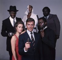 Roger Moore, Yaphet Kotto, Jane Seymour, Earl Jolly Brown, Julius Harris, and Geoffrey Holder in Live and Let Die (1973)