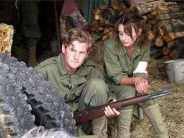 Cody Kasch as Private Lewis and Elizabeth Rice as 2nd Lieutenant Nancy Bell in the WWII film The Last Rescue.