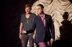 Pavel Volya and Garik Martirosyan in Comedy Club (2005)