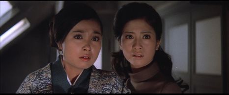 Chieko Matsubara and Hitomi Nozoe in Outlaw: Kill! (1969)