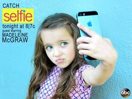 Madeleine McGraw in Selfie (2014)