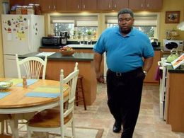 LaVan Davis in House of Payne (2006)