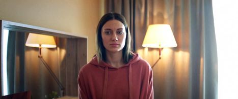 Natalia Germani in Láska hory prenásí (2022)