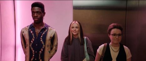 Dash Perry, Nadia Alexander, and Zoey Deutch in Not Okay (2022)