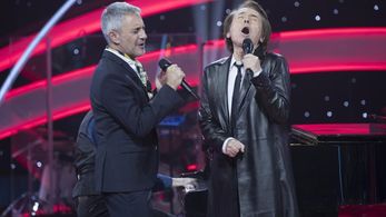 Raphael and Sergio Dalma in Infinita Navidad (2017)