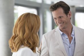 Kip Pardue and Annie Wersching in Runaways (2017)