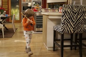 Jeremy Maguire in Modern Family (2009)