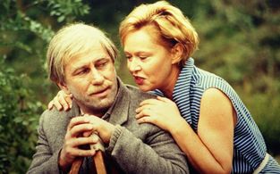 Jerzy Radziwilowicz and Joanna Zólkowska in Kamien na kamieniu (1995)