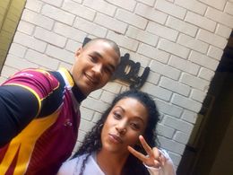 chilling on set with the beautiful Schelaine Bennet