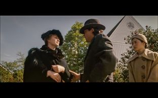 Jan Milligan, Christina Hendricks and Kelly Vitz in Leonie