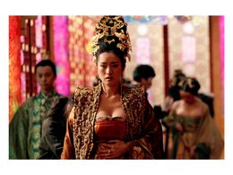 Gong Li and Junjie Qin in Curse of the Golden Flower (2006)