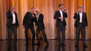 Dick Van Dyke and Conan O'Brien in Conan (2010)