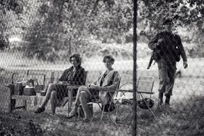 Josie Walker (Auntie Violet) Caitriona Balfe (Ma) Belfast 2022