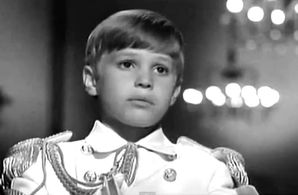 Pedro Mari Sánchez in La gran familia (1962)