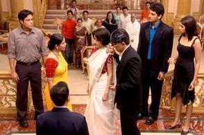 Rajeshwari Sachdev, Sachin Sharma, Ali Hassan, Sakshi Tanwar, and Rituraj Singh in Kahaani Ghar Ghar Kii (2000)