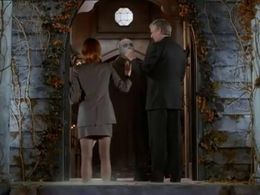 Michael Roberds, Linnea Sharples, and Scott Swanson in The New Addams Family (1998)