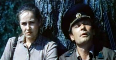 Elena Melnikova and Aleksandr Mikhaylov in Rys Returns (1987)