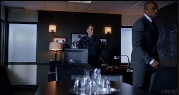 Sean Millington and Peter Outerbridge in Zoo (2015)