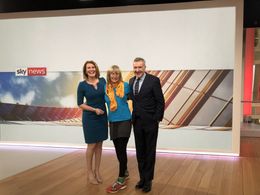 Jayne Secker and Colin Brazier in Sky News Today (2001)