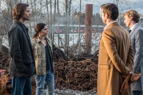 Jared Padalecki, Shoshannah Stern, Adam Fergus, and Darren Adams in Supernatural (2005)