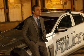 Justin Kirk in APB (2017)
