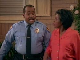 Reginald VelJohnson and Jo Marie Payton in Family Matters (1989)