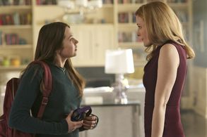 Jennifer Finnigan and Rachel Drance in Salvation (2017)