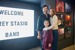 Cora Bella, Juan Pablo Di Pace, & Sarah Drew in Branching Out