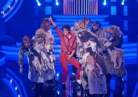 Hana Holisová in Tvoje tvár má známý hlas (2016)